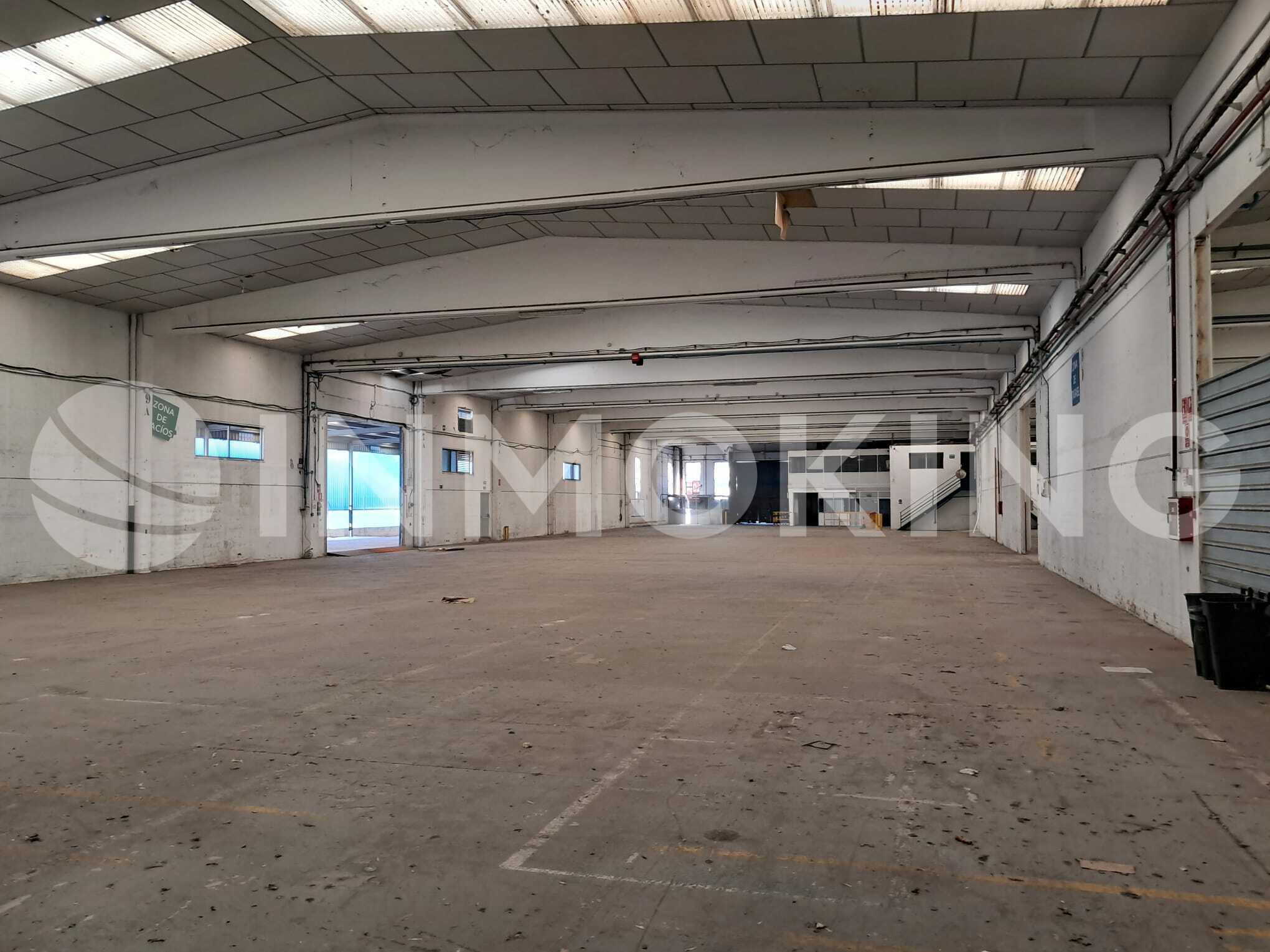 Foto de la propiedad Nave industrial con patio en Almussafes (Valencia)